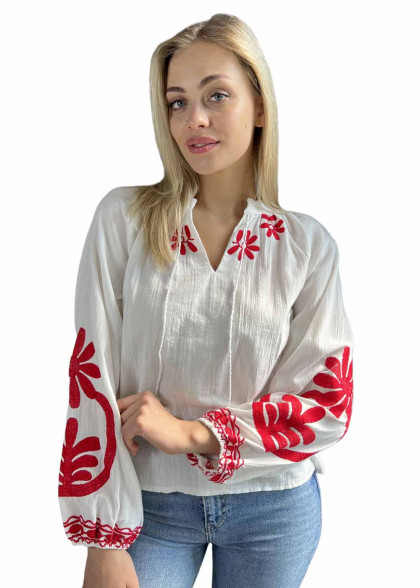 Вышитая блуза Бояна
