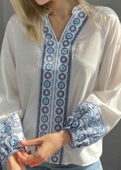 Вышиванка женская Власта