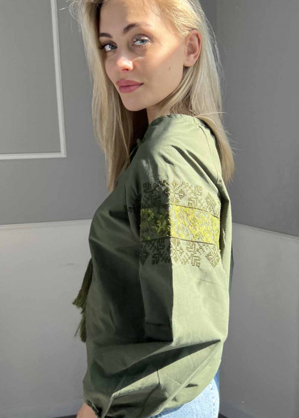 Вышиванка женская Победа хаки