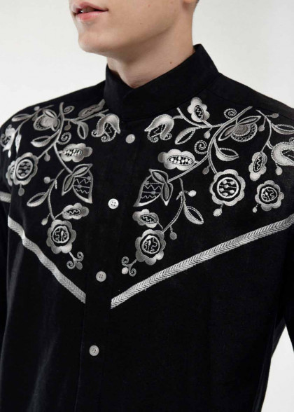 Вышитая рубашка Находка черная