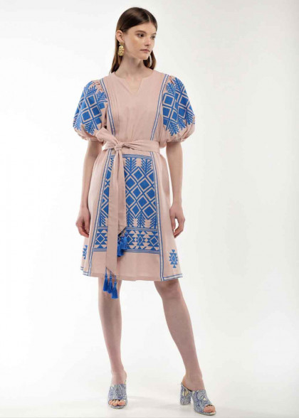 Платье вышиванка Мылося пудра