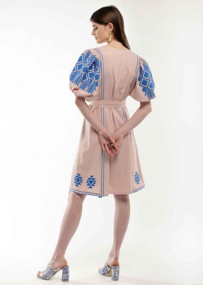 Платье вышиванка Мылося пудра