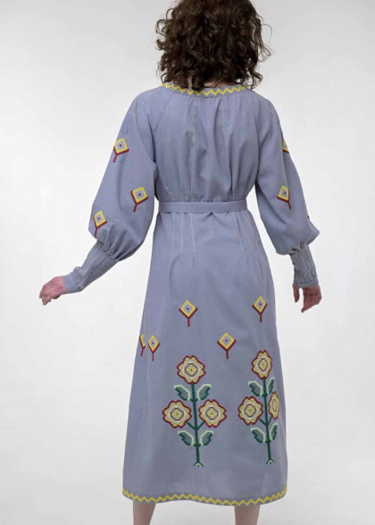 Вышитое платье Меланка