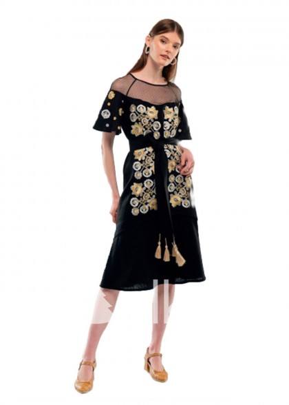 Платье вышиванка Ягода