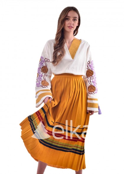 Embroidered folk shirt 