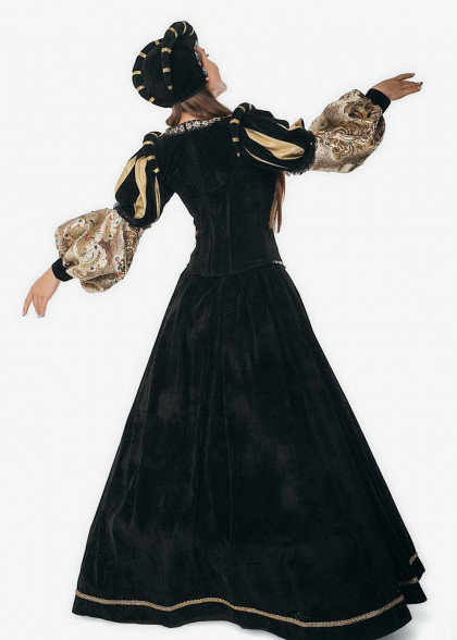 Костюм Герцогині