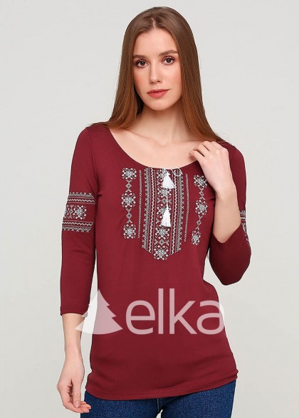 Вышиванка женская бордо