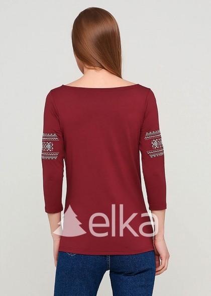 Вышиванка женская бордо