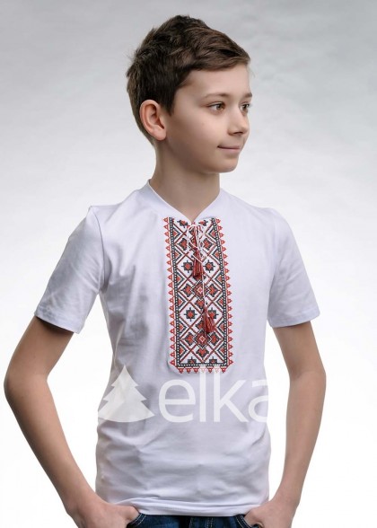 Футболка вышиванка на мальчика
