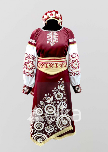 Народний костюм жіночий
