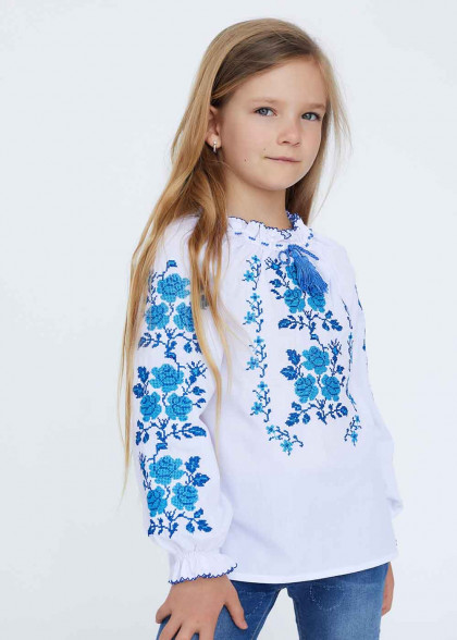 Вишиванка для дівчинки Букет троянд