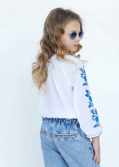 Дитяча вишиванка Букет троянд