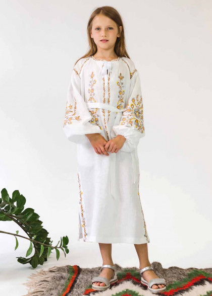 Вишита сукня для дівчинки