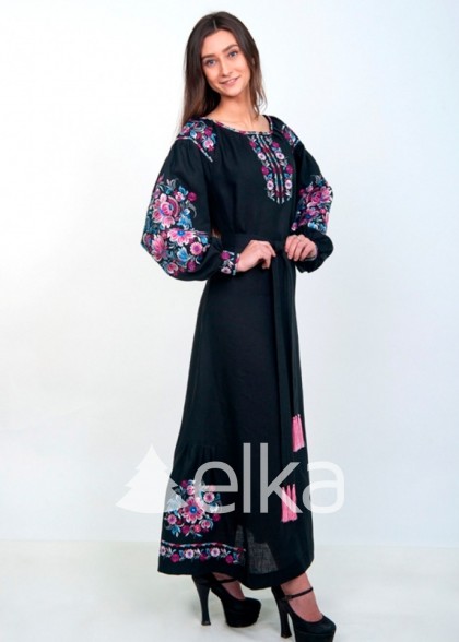 Платье вышиванка черное