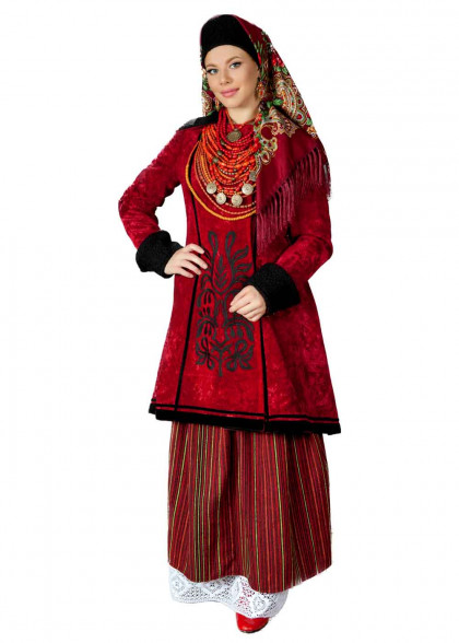 Український народний костюм червоний