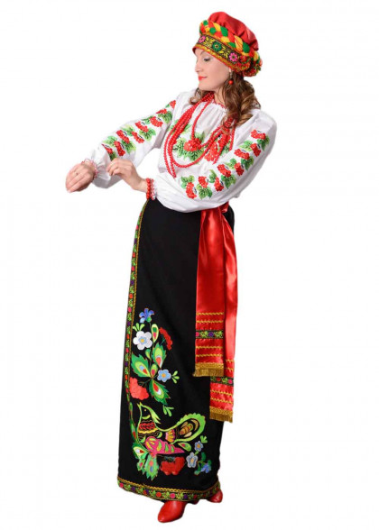 Народний костюм з довгою плахтою