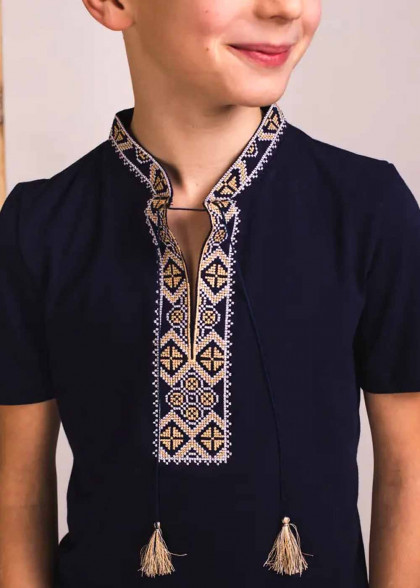 Дитяча вишита футболка Марко синя