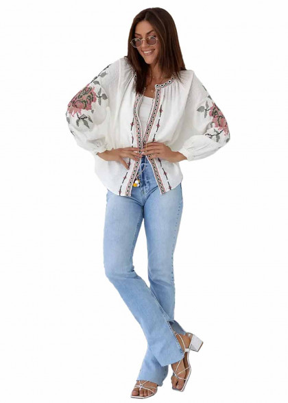 Cape blouse with rose embroidery