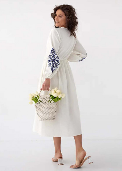 Женское вышитое платье Княгиня