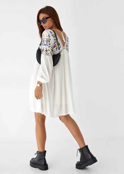 Женское вышитое платье Весняночка