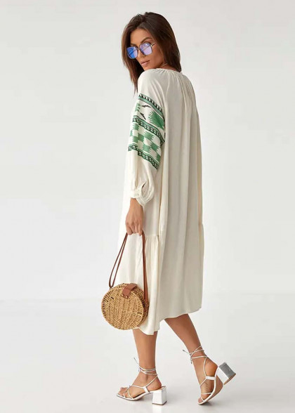 Embroidered dress Pava