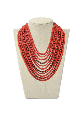 Бусы с керамическими бусинами