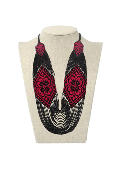 Гердан з квітковим орнаментом