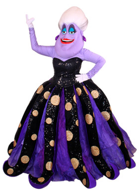 Урсула ростовая кукла