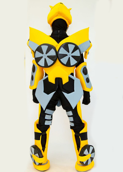 Ростова лялька Бамблбі