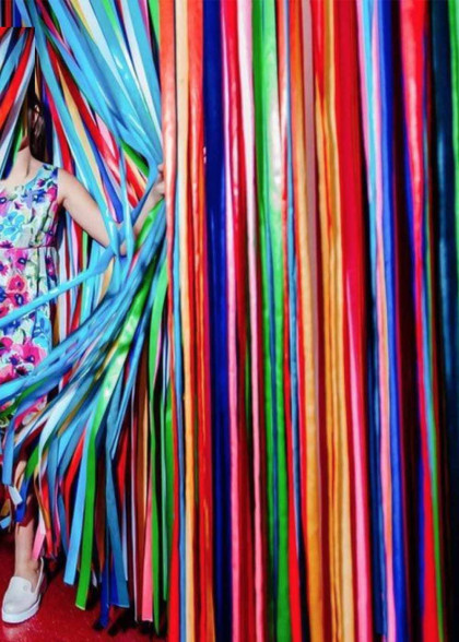 Стрічка шоу ультрафіолетовий