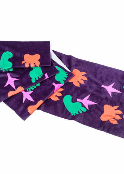 Доріжка зі слідами