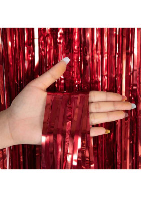 Красная фольгированная штора