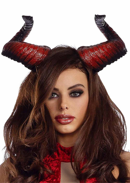 Вигнуті роги демона