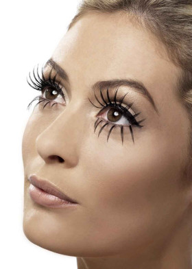 Длинные черные ресницы