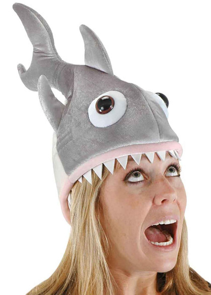 Шапка Акула