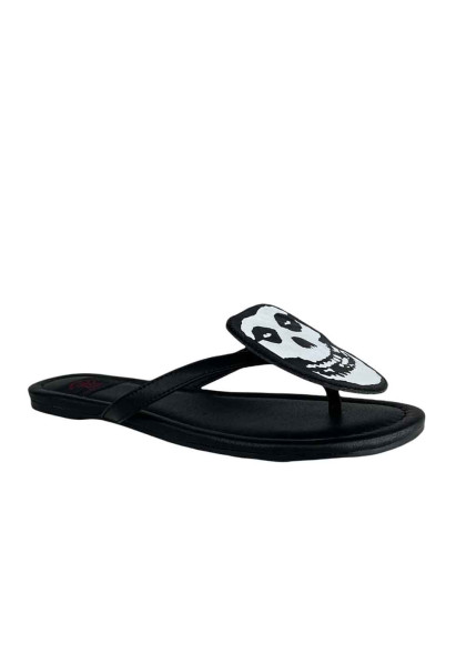 Шльопанці з черепом