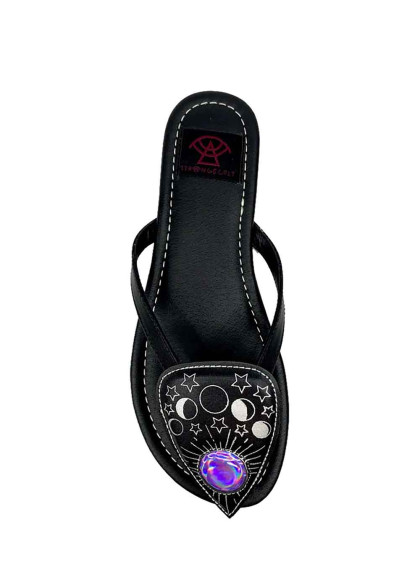 Шльопанці з камінчиком