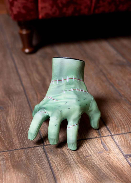 Рука Венздей рухома декорація