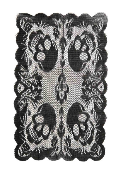 Готична скатертина із черепом